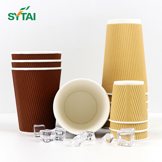 Tasses à café noires ondulées de 10 oz
