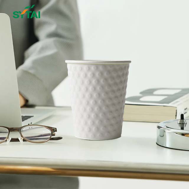 Tasses-en relief.jpg